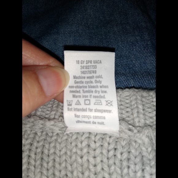 GYMBOREE Cable Knit Cardigan - Picture 4 of 4